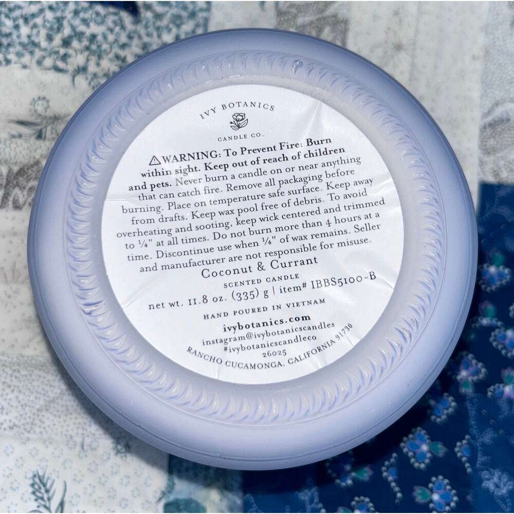 NEW! Ivy Botanics Coconut & Currant Scented Candle 11.8 oz - Picture 5 of 5